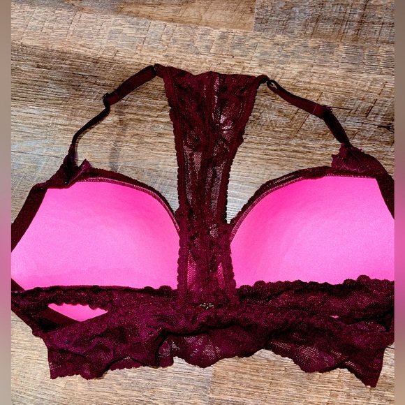 PINK Victoria Secret bra - Picture 3 of 3